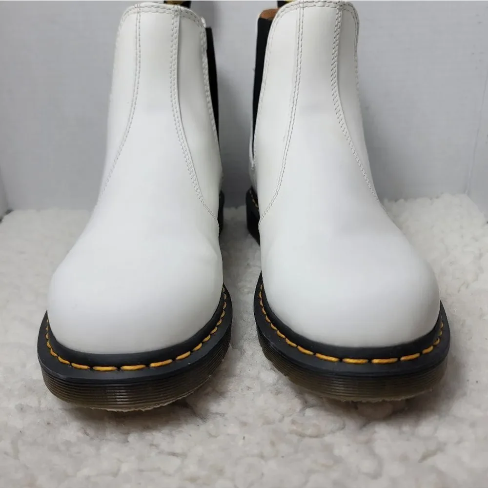 Dr. Martens 2976 YS Chelsea Boots White Smooth Leather Men’s Size 9